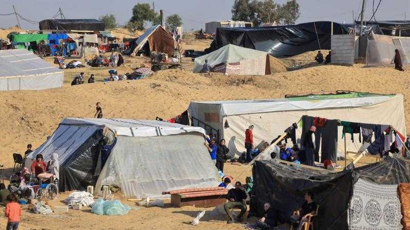 وسائل إعلام فلسطينية: قصف طيران الاحتلال الإسرائيلي لمناطق متفرقة في رفح جنوبي قطاع غزة