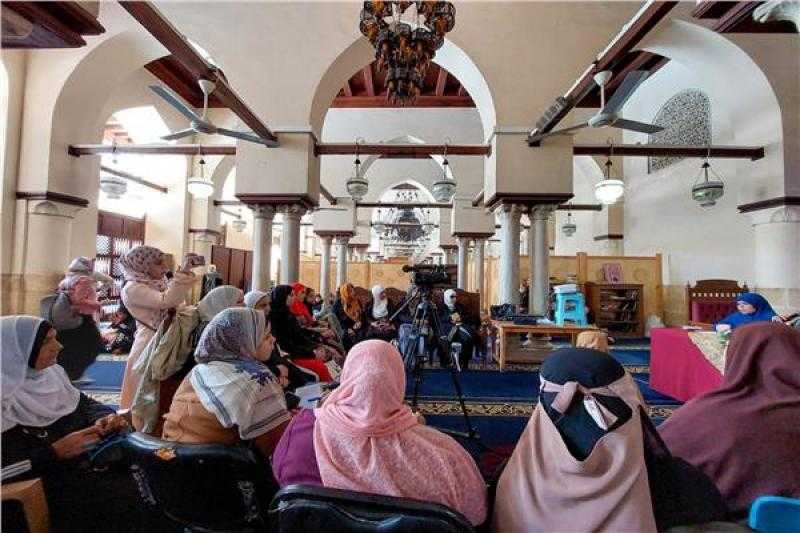 ملتقى رمضانيات نسائية بالجامع الأزهر يبين منزلة التقوى وأثرها في القلوب