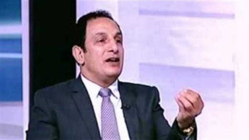 نجم الزمالك السابق يبكي على الهواء: ابني عنده جلطات في المخ