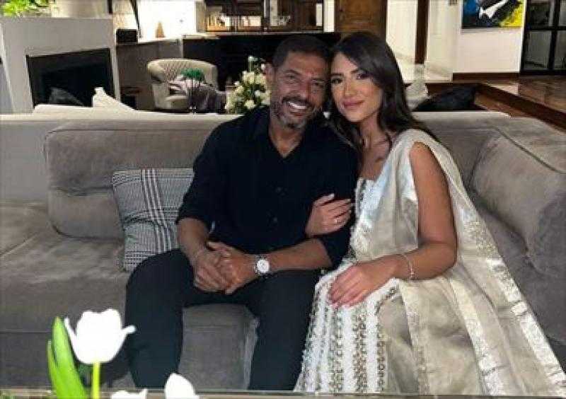 الموسيقار هاني فرحات يحتفل بخطوبته على دنيا جمعة