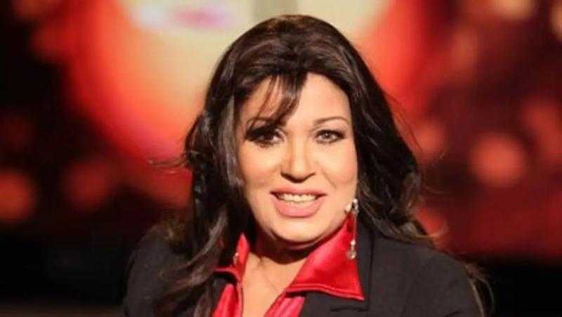 فيفي عبده: عزة بنتي أنسب فنانة تمثل قصة حياتي وهدربها على الرقص