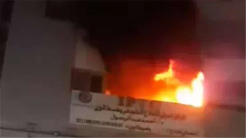 خط أحمر