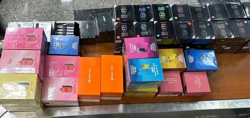 خط أحمر