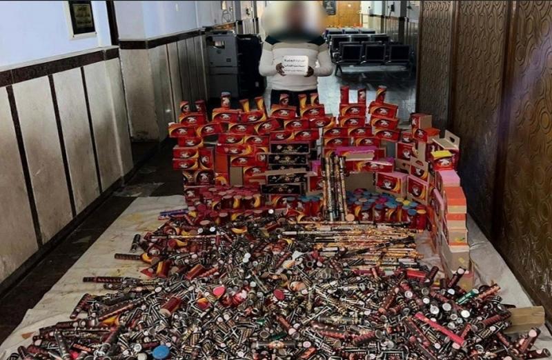 ضبط شخص وبحوزته 62 ألف قطعة ألعاب نارية ببولاق الدكرور
