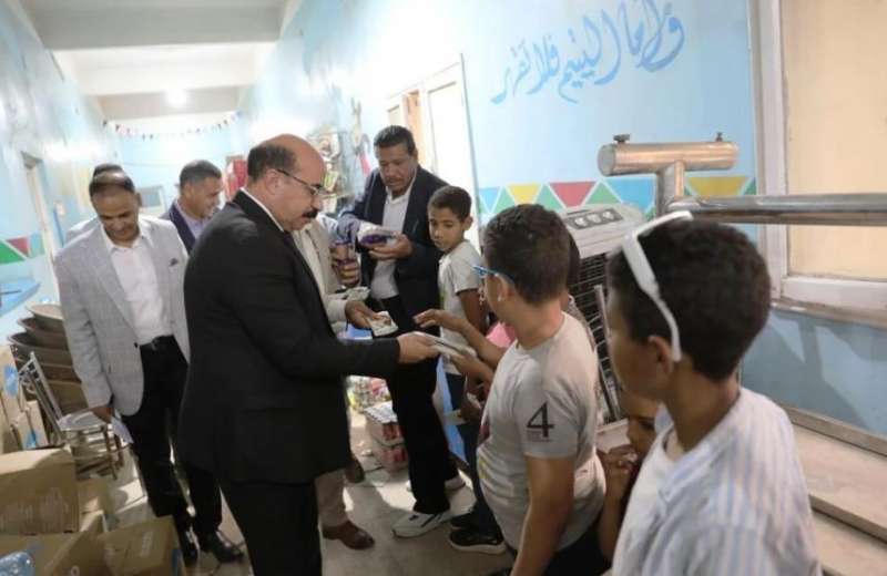 خط أحمر