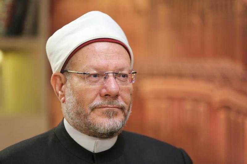 المفتي يوضح حكم عقوق الوالدين في رمضان