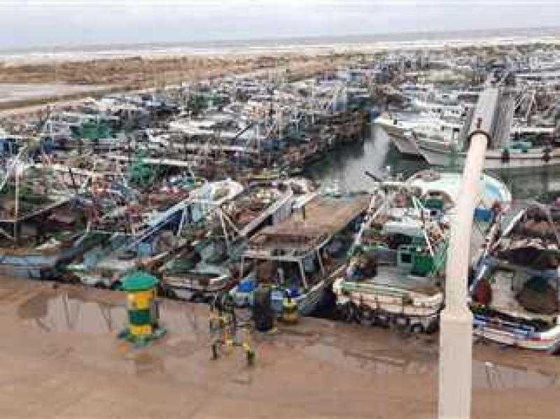 كفر الشيخ تعلن توقف عمليات الصيد في بحيرة البرلس بسبب الأمطار