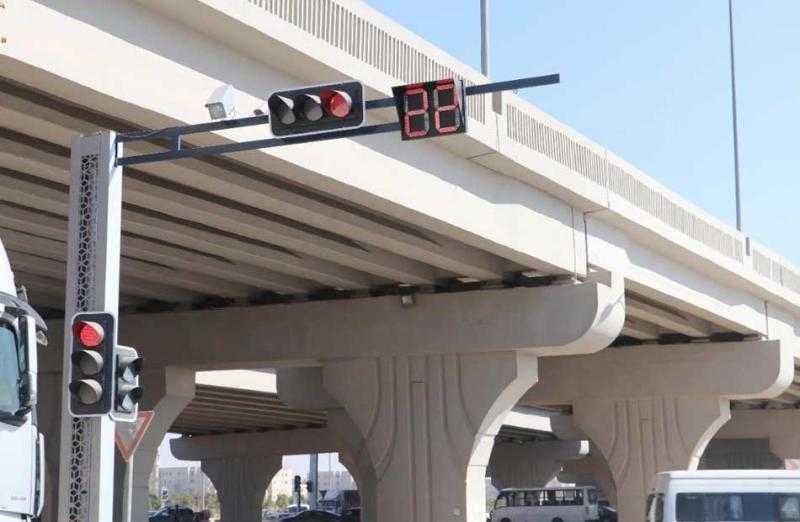 عقب توقفها.. إصلاح إشارة المرور بميدان المحكمة بمنطقة مصر الجديدة