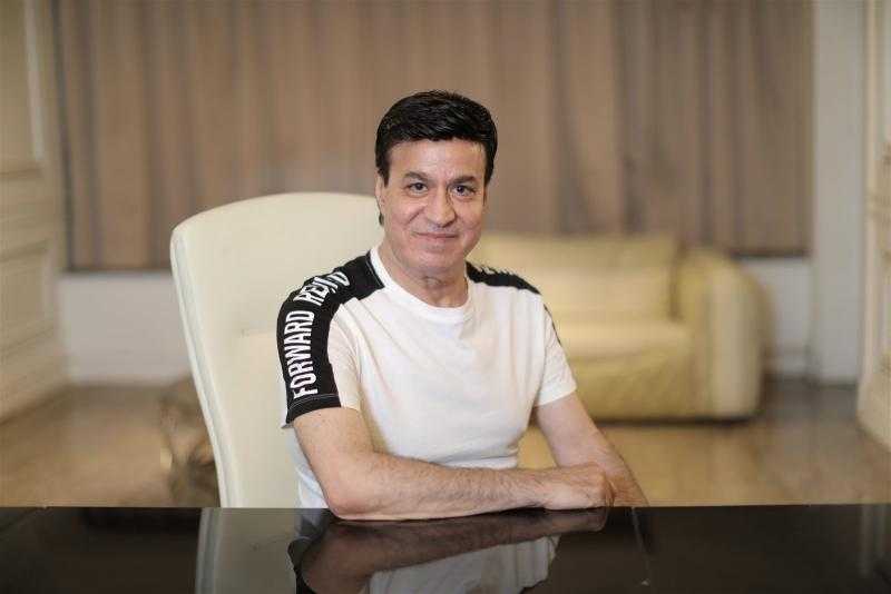 حلمي عبد الباقي: أنا ديكتاتور ورفضت دخول بناتي عالم الفن خوفا عليهن