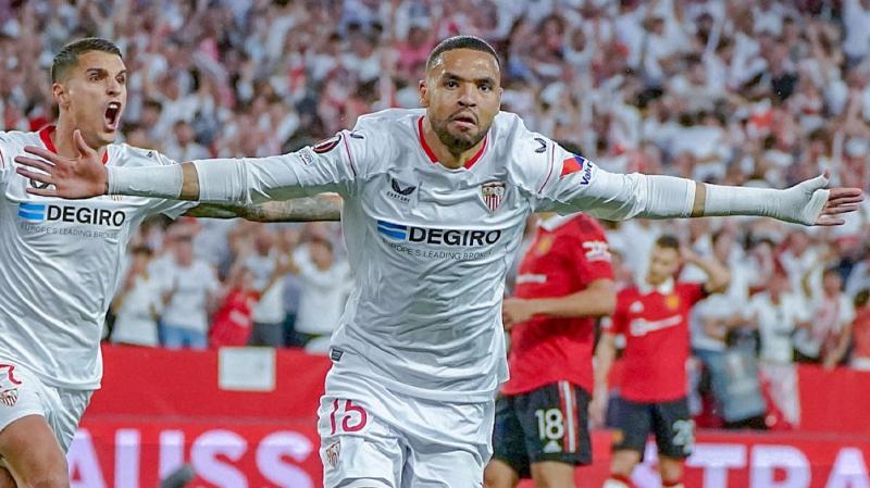 الهلال السعودي يبدي اهتمامه مجددا بالمغربي يوسف النصيري