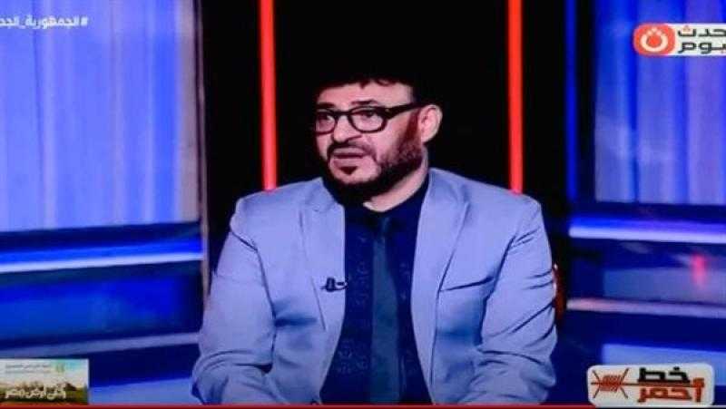 الملحن عصام إسماعيل ينهار على الهواء: ضهري اتكسر