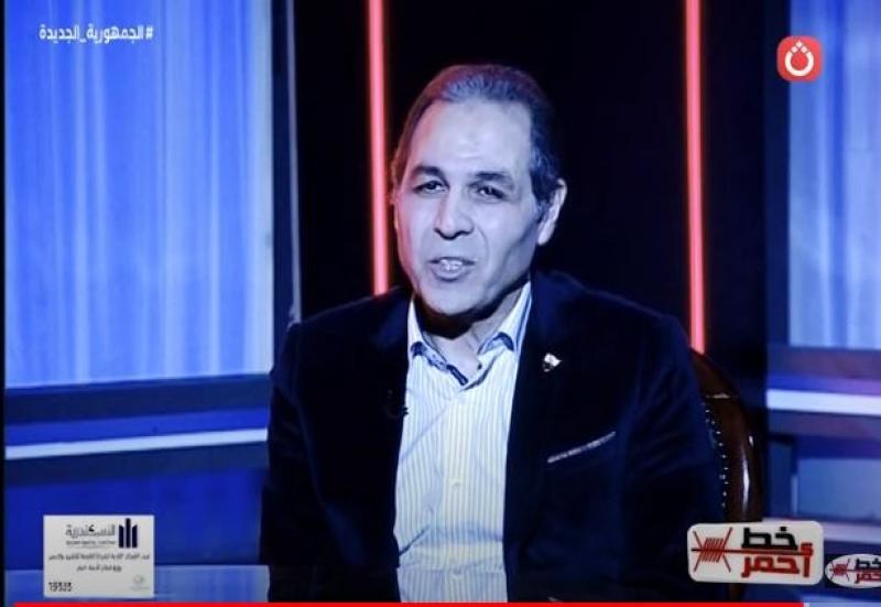 نجلة نجم الزمالك السابق تقتحم الاستوديو على الهواء.. فيديو