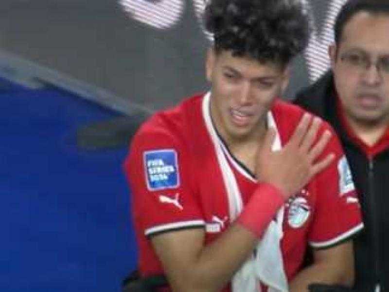 إمام عاشور يخضع لعملية جراحية في الكتف