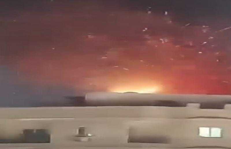 حريق هائل يلتهم جراج سيارات أسفل عقار سكني بمدينة نصر
