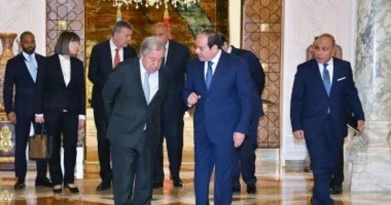 الرئيس السيسى محذرا من قطع بعض الدول دعمها لـ”الأونروا”: عقاب جماعى للفلسطينيين الأبرياء