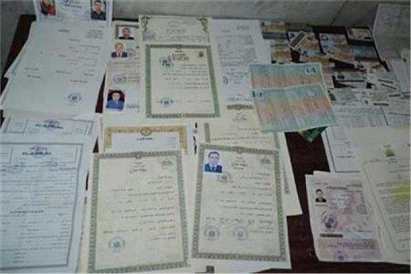 تجديد حبس أفراد عصابة تخصصت في النصب على المواطنين راغبي استخراج المستندات الرسمية بالجيزة