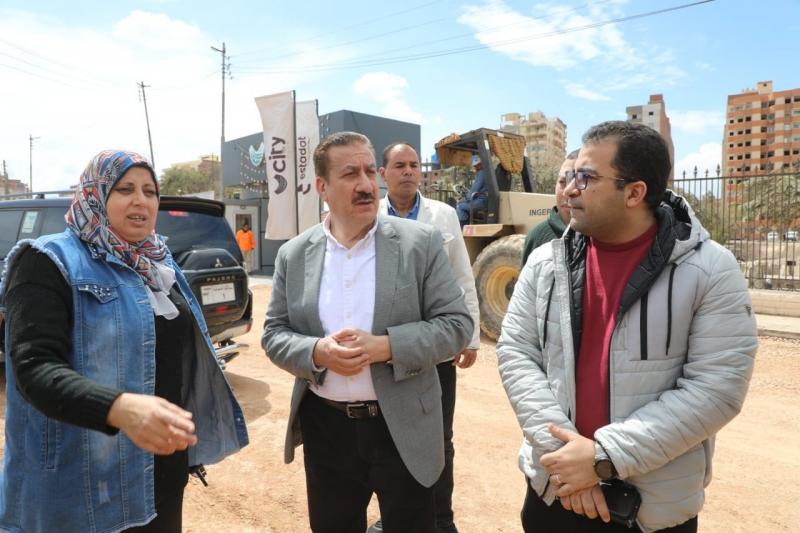 محافظ المنوفية يتابع ميدانيا إنشاء موقف قويسنا النموذجي وتوسعات طريق شبين الكوم