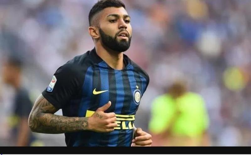 إيقاف المهاجم البرازيلي باربوسا لمدة عامين