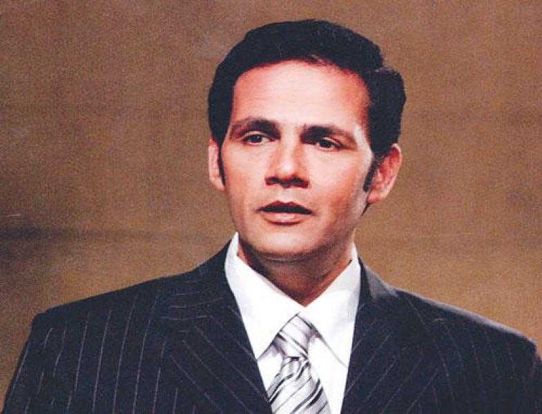 الفنان شريف حلمي: أحمد زكي فنان عظيم.. وأحد أفضل من أنجبت مصر