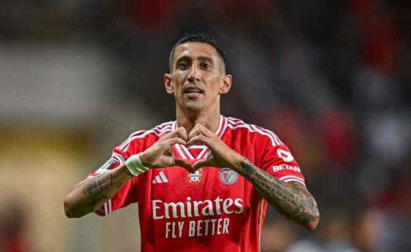 مدرب بنفيكا: واقعة تهديد دي ماريا تظهر جنون العالم