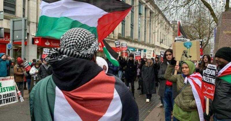 المظاهرات تجبر شركة أسلحة إسرائيلية على بيع مصنعها في بريطانيا