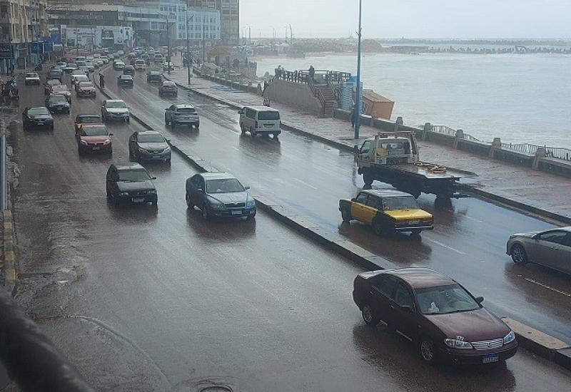 أمطار خفيفة ورياح مثيرة للأتربة بالإسكندرية وتوقعات بموجة حارة