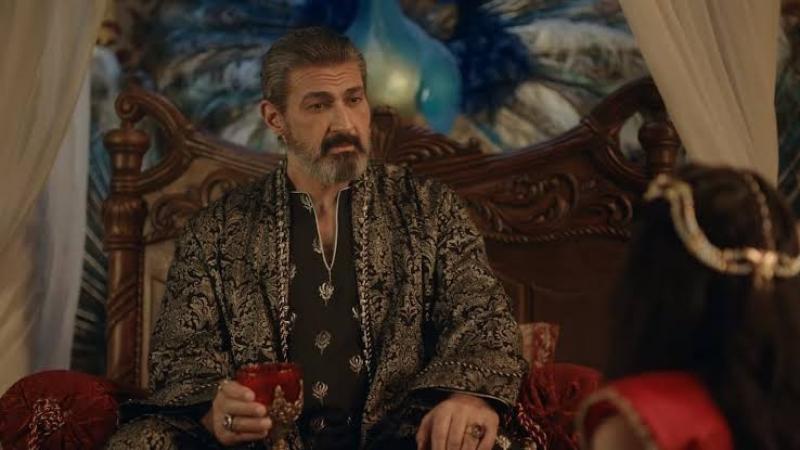 ياسر جلال: النجومية ليست همّي.. ولا أن أكون ممثلا مُدلَّلًا
