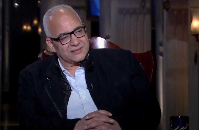 بيومي فؤاد يرد على منتقديه بعد المشاركة في المسرحية بالسعودية: خليك جامد ومتهربش