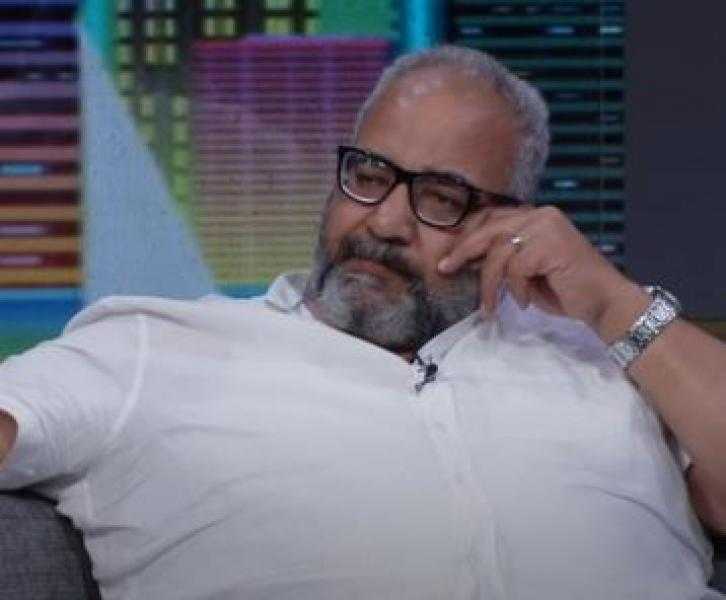 بيومي فؤاد: أحمد مكي أستاذ وفنان عظيم ووقف بجانبي جدا في أزمتي ‏