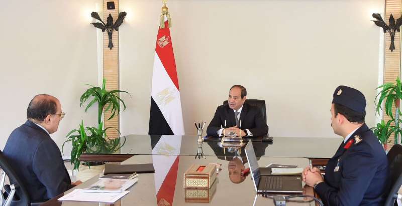خط أحمر