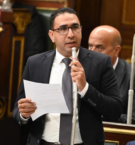خط أحمر