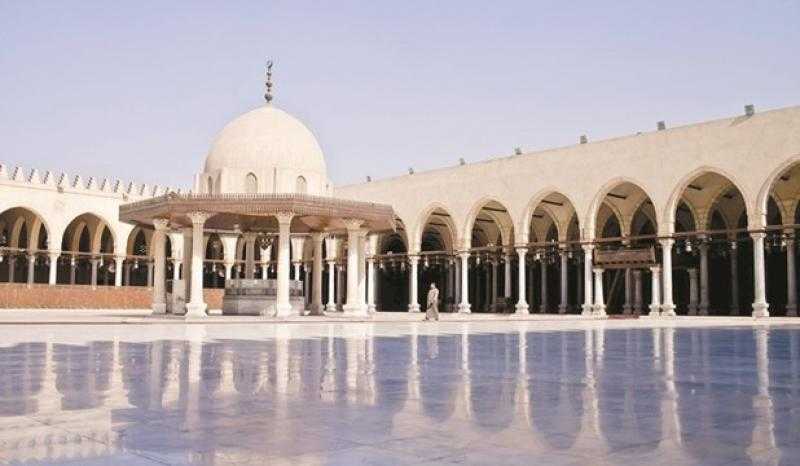 مسجد سيدنا عمرو بن العاص يقدم 2500 وجبة إفطار للصائمين في أول أيام العشر الأواخر