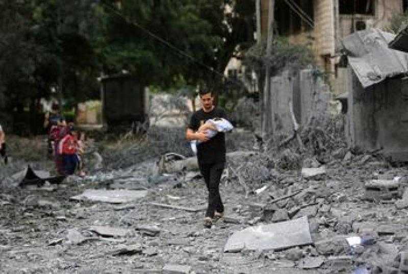 مسؤولو الأمم المتحدة يدينون الهجوم الإسرائيلي على فريق مساعدات تابع لمنظمات غير حكومية