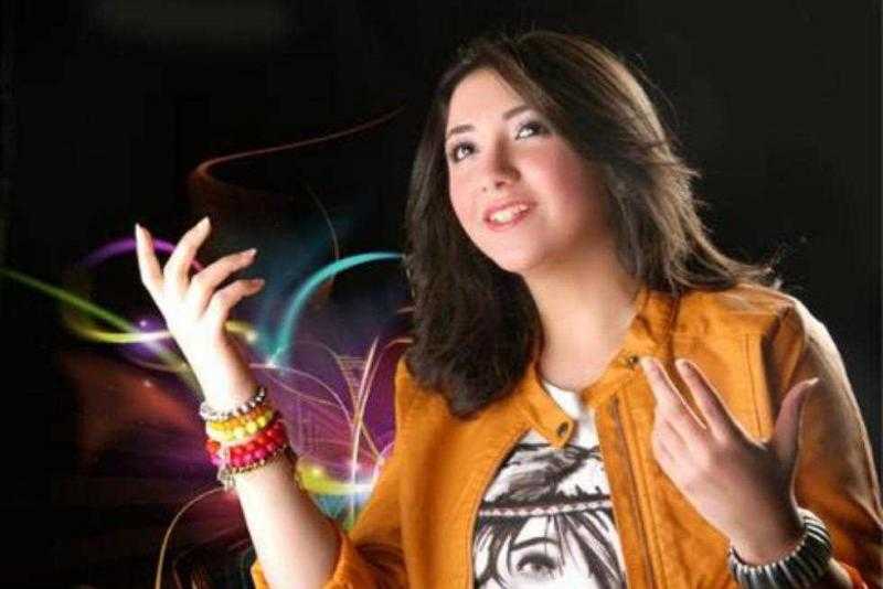 المطربة آية عبد الله: طفولتي كانت كلها غناء.. ووالدي دعمني كثيرا