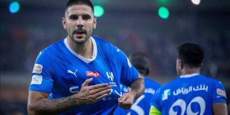 الهلال يواصل سلسلة انتصاراته القياسية بثلاثية أمام الأخدود بالدوري السعودي