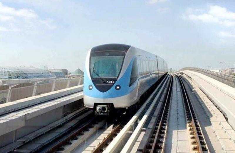 وزير النقل يوجه بسرعة إنجاز المرحلة الأولى من مشروع مترو الإسكندرية