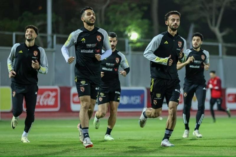 الأهلي يواصل تدريباته دون راحة استعدادًا لمباراة إنبي