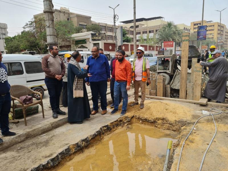 رئيس مياه سوهاج يتابع مشروعات الإحلال والتجديد لشبكات الصرف الصحي | صور