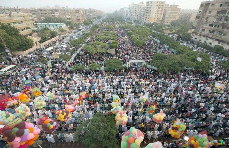 محافظ أسيوط: تجهيز 4202 مسجد و151 ساحة لأداء صلاة عيد الفطر المبارك