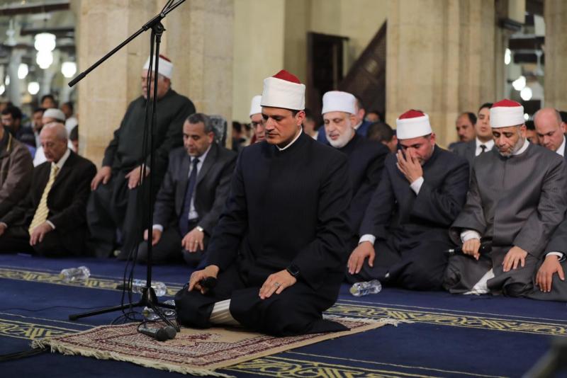 في آخر الليالي الوترية.. الجامع الأزهر يختتم القرآن الكريم بالقراءات العشر