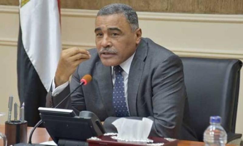 محافظ مطروح يبحث استعداد المحافظة لاستقبال الزائرين خلال إجازة عيد الفطر