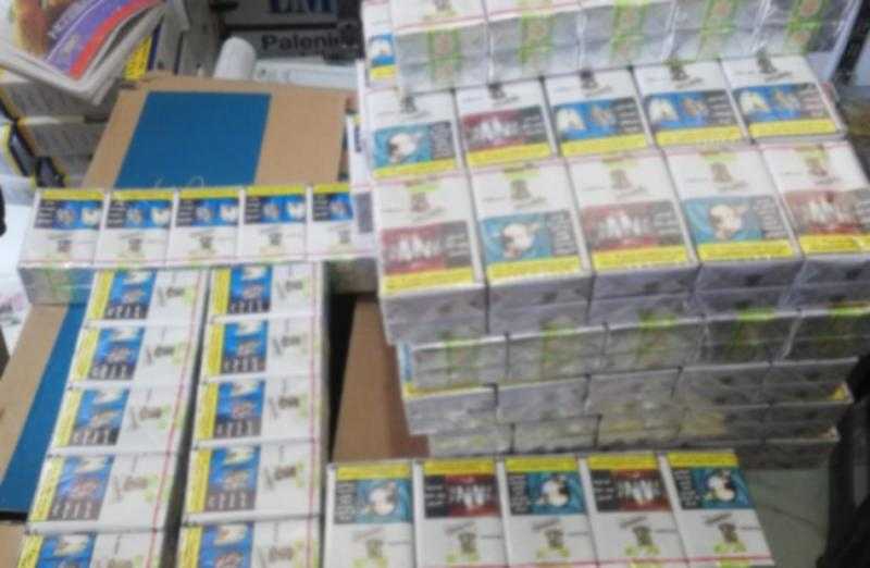ضبط 600 علبة سجائر في محل يبيع بأزيد من التسعيرة بكفر الشيخ