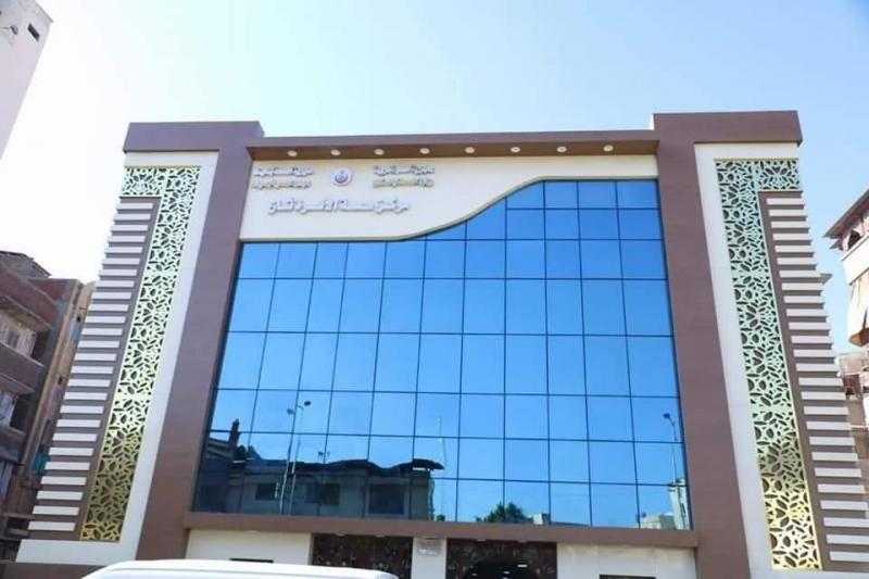 «صحة دمياط» تطلق عيادة طبية مجانية بميدان الساعة