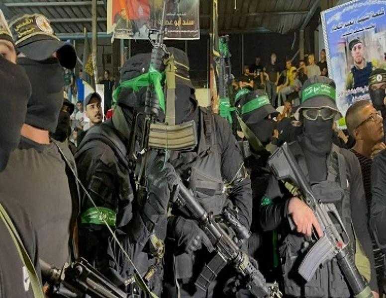 حماس: وقف إطلاق النار ضروري لتحديد مكان المحتجزين الإسرائيليين وإطلاق سراحهم