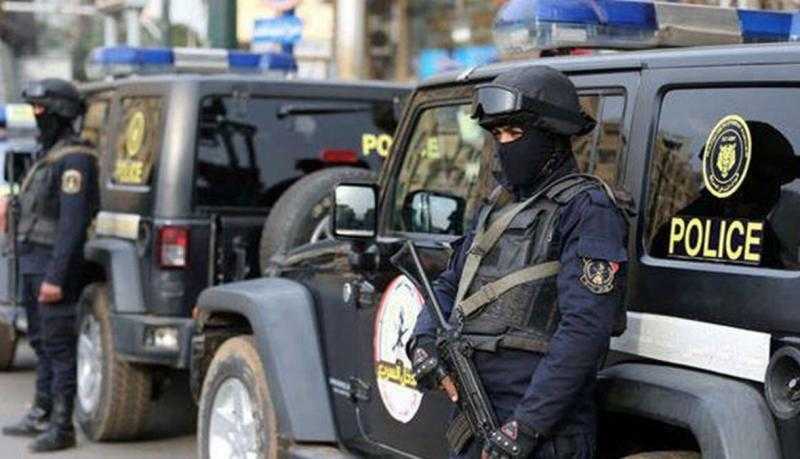 حبس عاطلين وراء ترويج المخدرات في المعادي