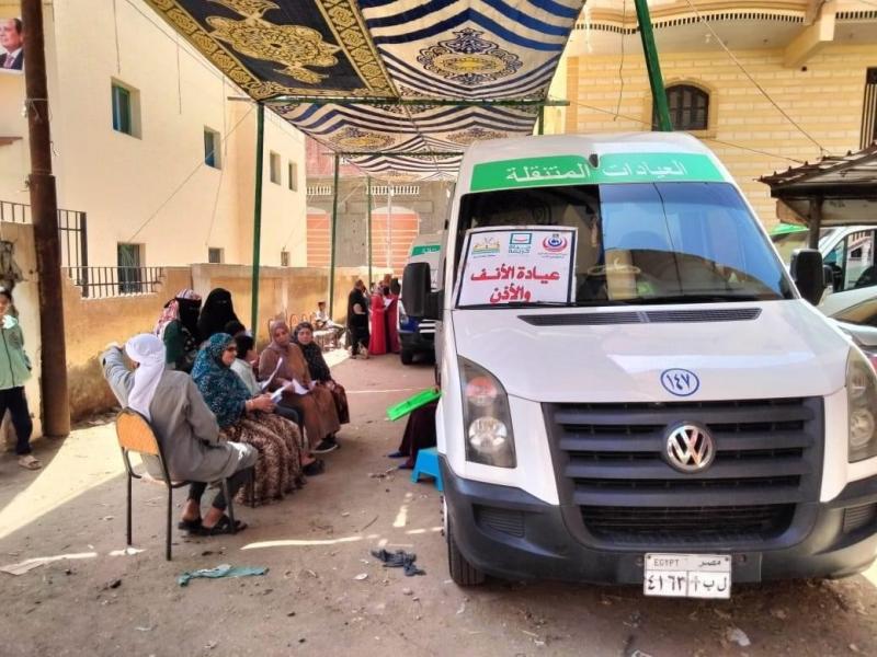 ”الصحة”: تقديم الخدمات العلاجية بالمجان لـ 573 ألف مواطن من خلال 500 قافلة طبية