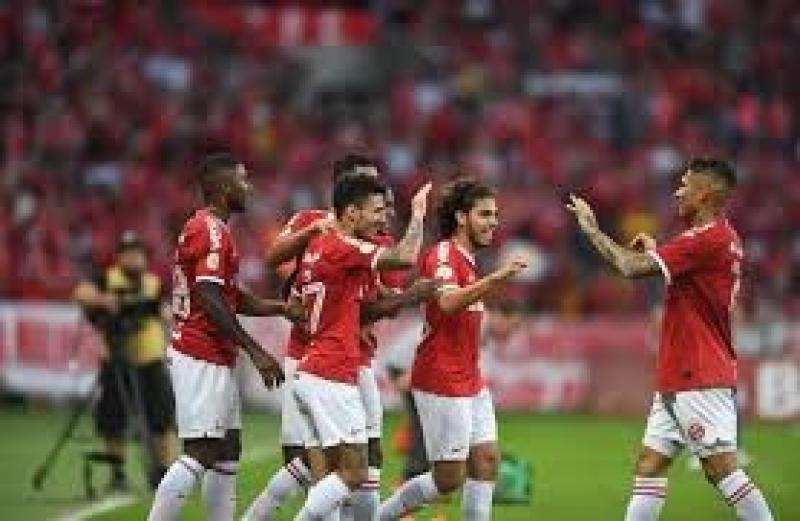 باراناينسي يقسو على كويابا برباعية في الدوري البرازيلي