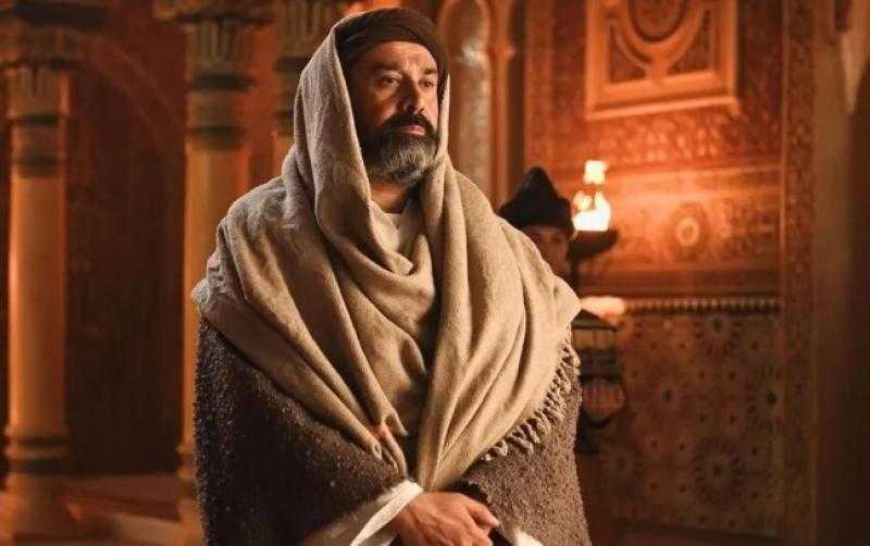 الحشاشين.. كريم عبد العزيز يشيد بميرنا نور الدين وأحمد عبد الوهاب: مصر ولادة في الفن