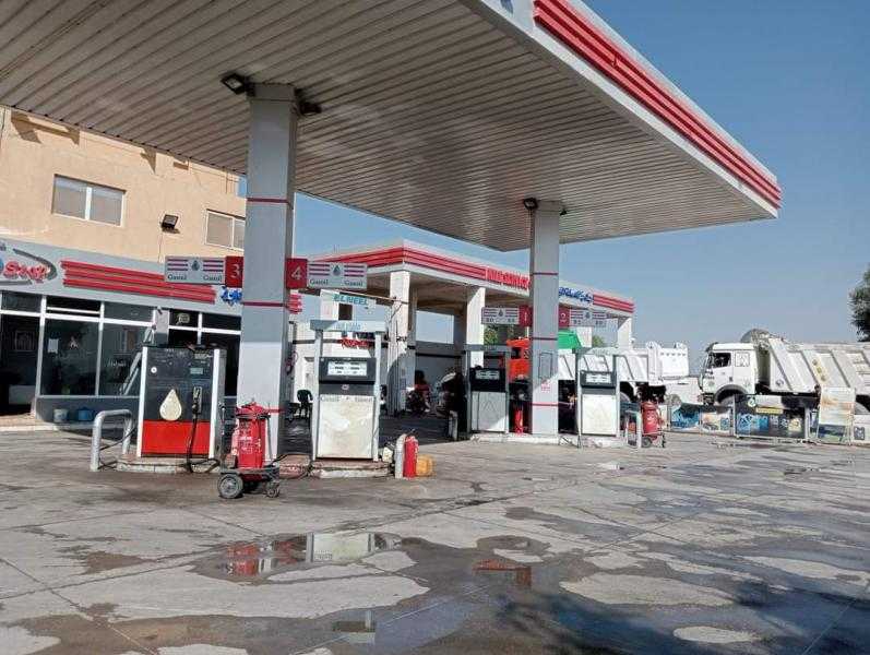 تموين البحيرة: التحفظ على 15 ألف لتر وقود جمعها صاحب محطة في أبو حمص
