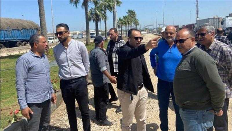 استكمال أعمال التطوير بالمنطقة الحرة للاستثمار ومدخل الميناء بدمياط الجديدة